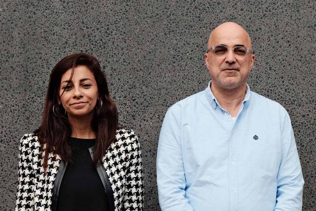 Digital experts Lama Nazeeh and Nadim Nashif from the organisation 7amleh want to see stricter regulation of AI. Photo: Kvinna till Kvinna/Anna Casparsson 